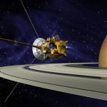 1200px Cassini Saturn Orbit Insertion, Misterio y Ciencia en Planeta Incógnito: Revista web y podcast