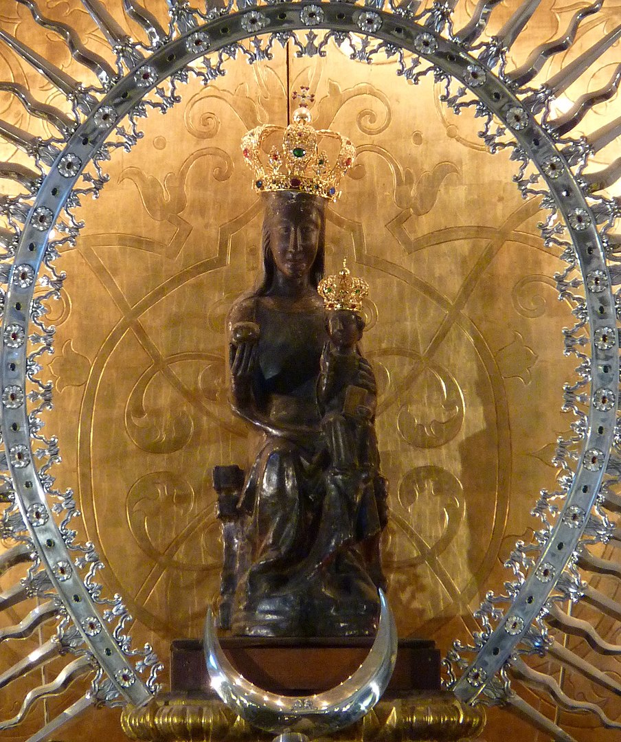 904px Virgen De Atocha Madrid, Planeta Incógnito